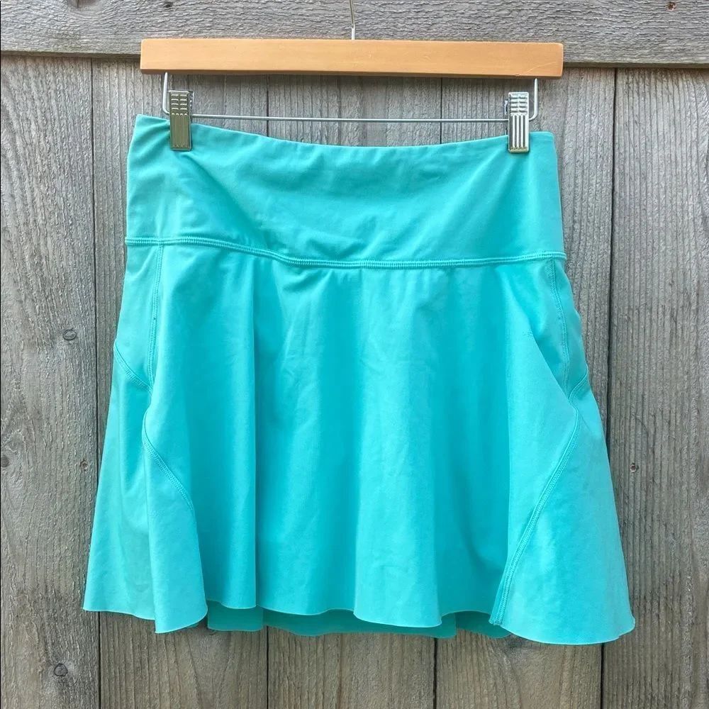 Athleta Ace Tennis Skort 15.5- Golf Green